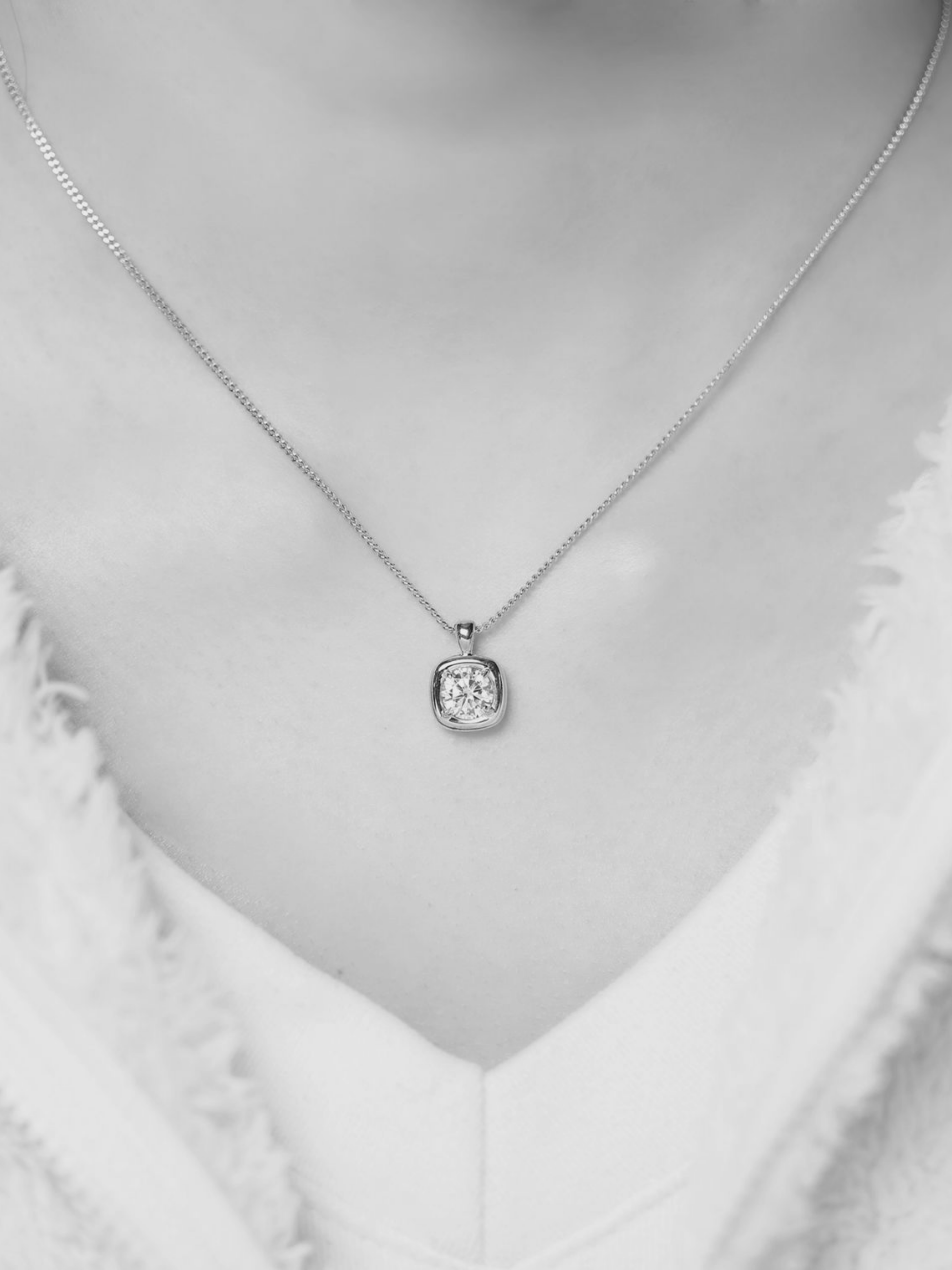 Robinson Necklace