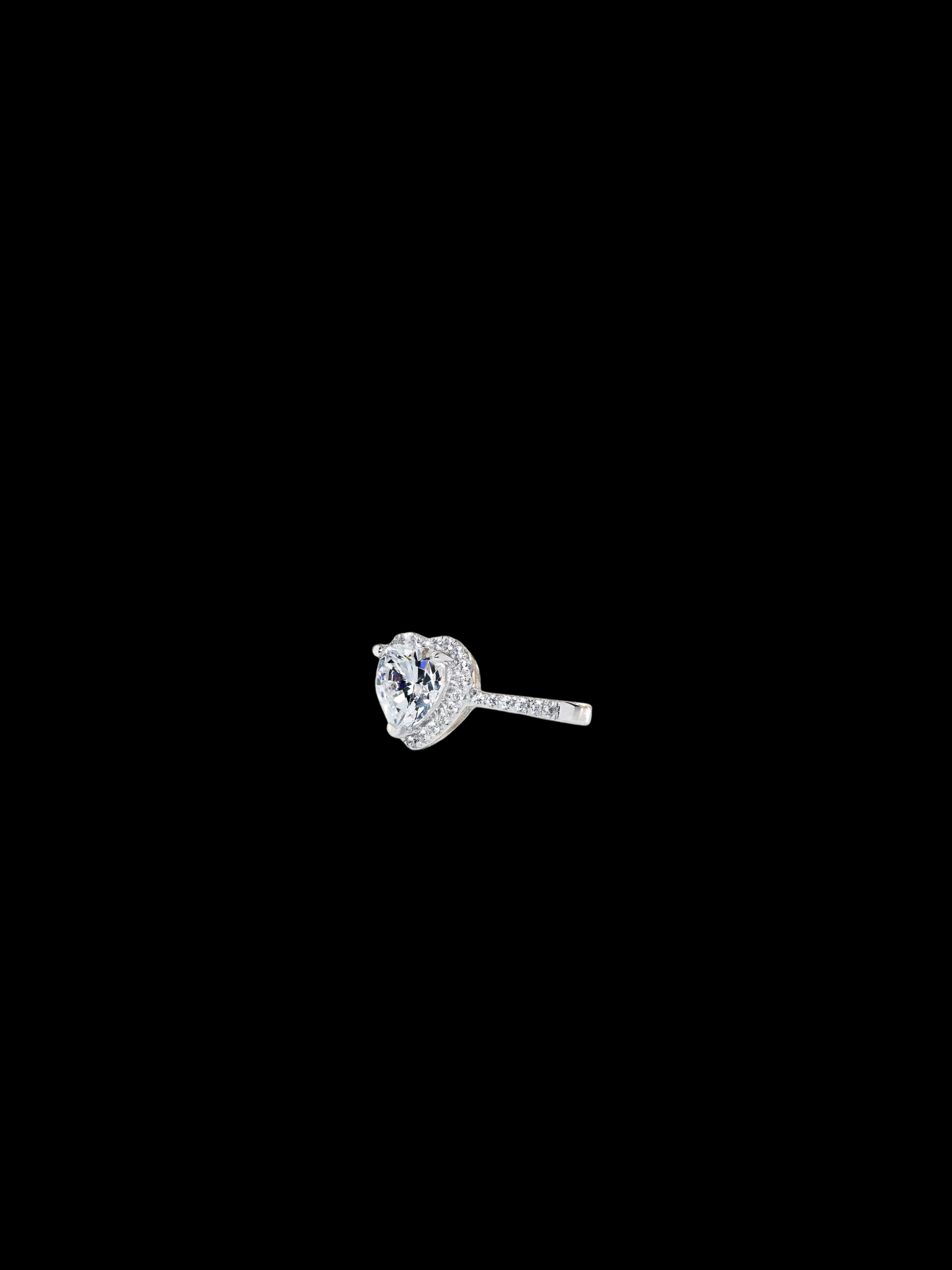 Cheeva Heart Ring