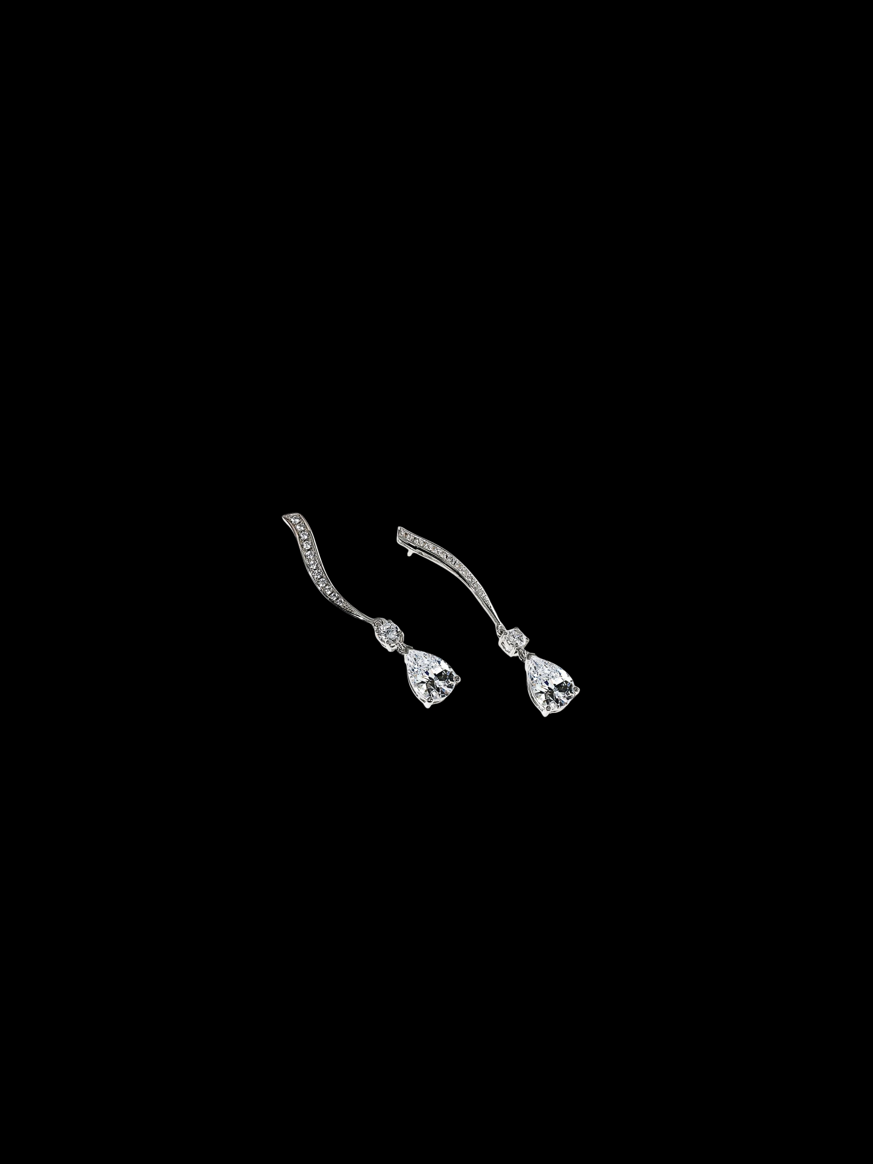 Rainie Drop Earrings