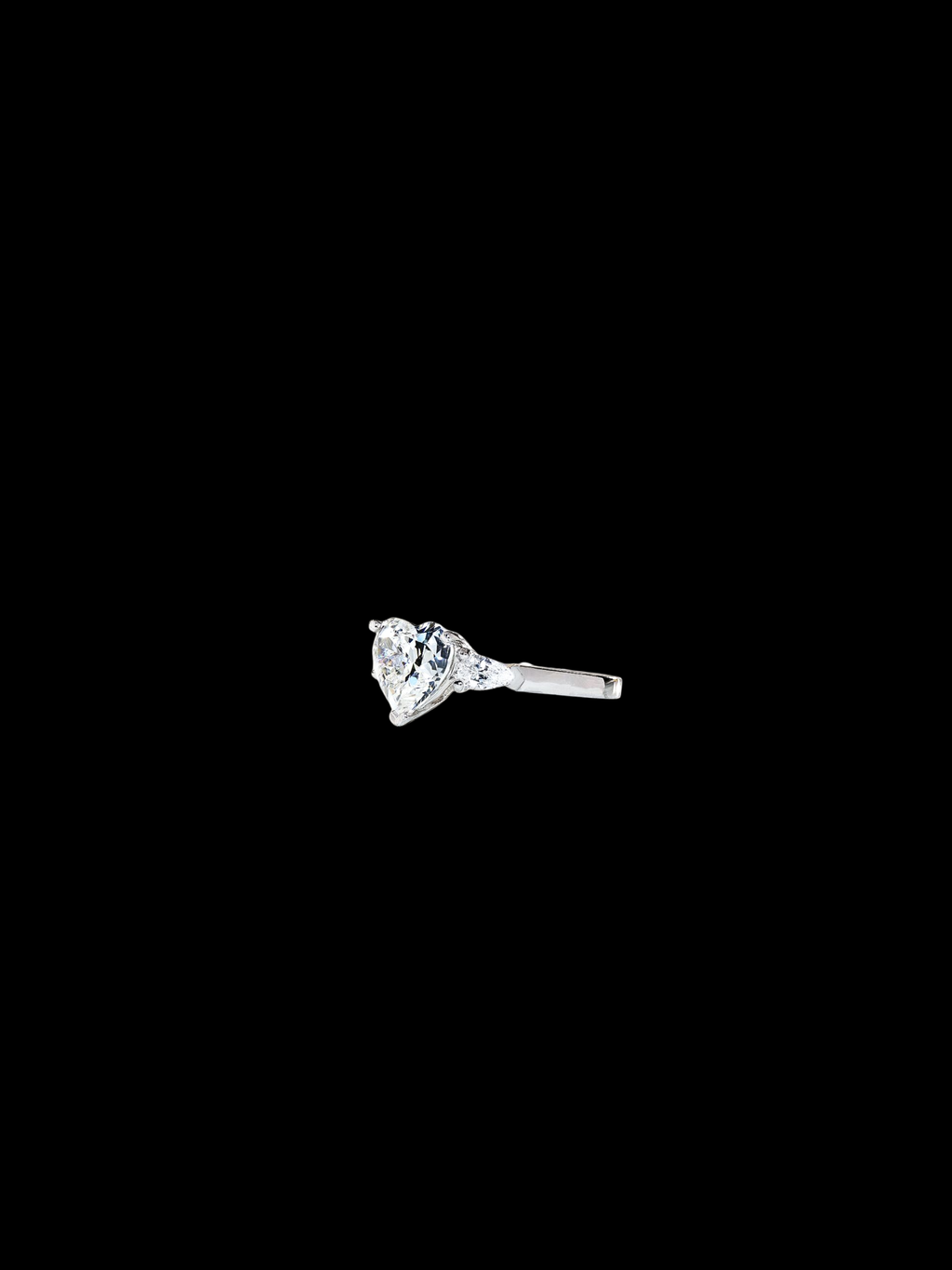 Fienna Heart Ring