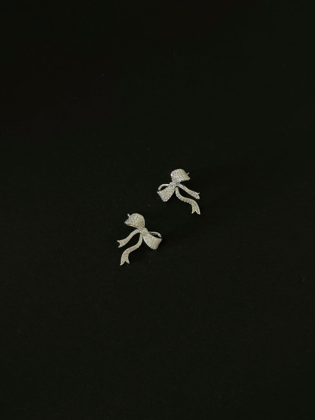 Bolina Ribbon Stud Earrings