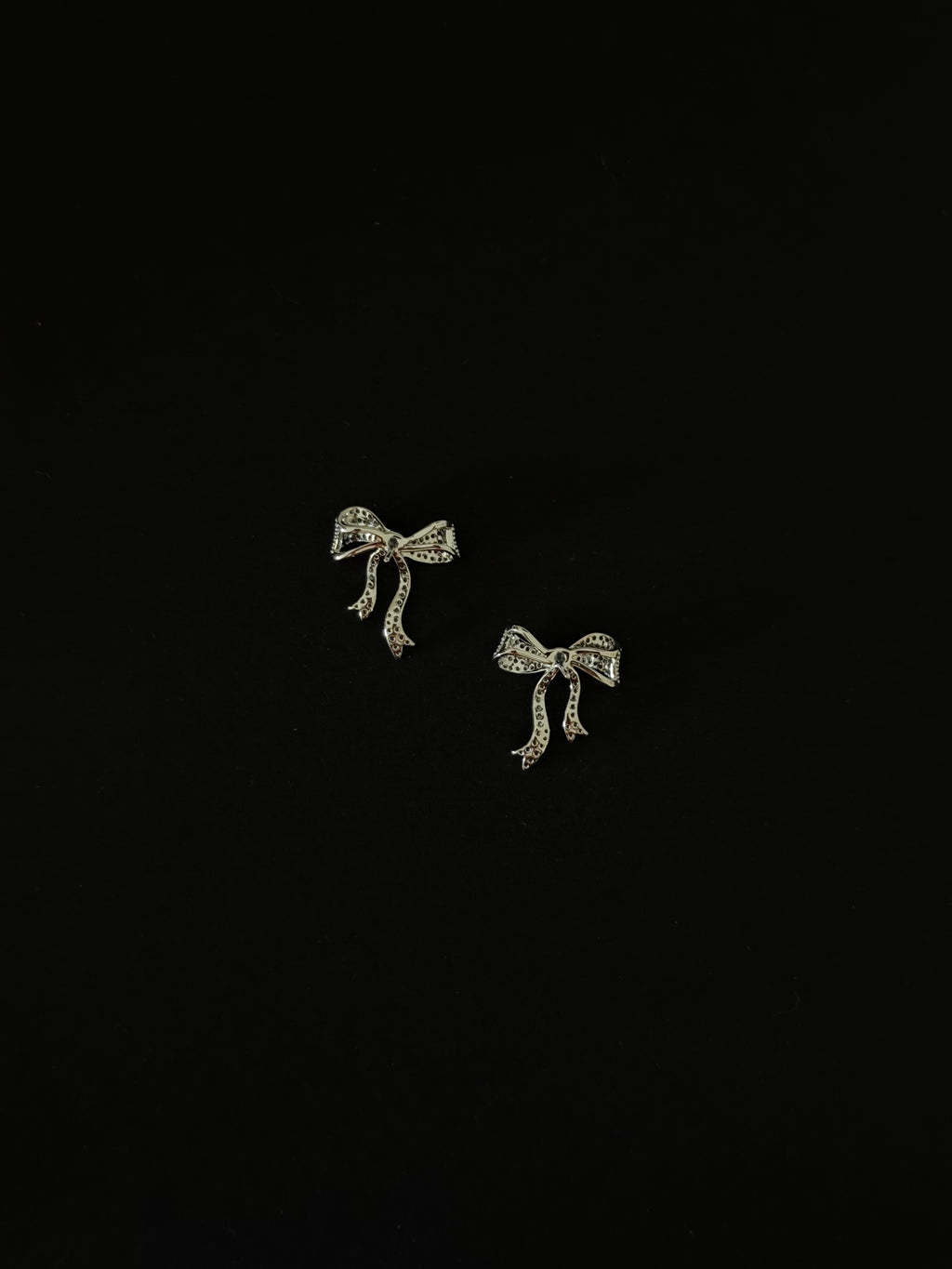 Bolina Ribbon Stud Earrings