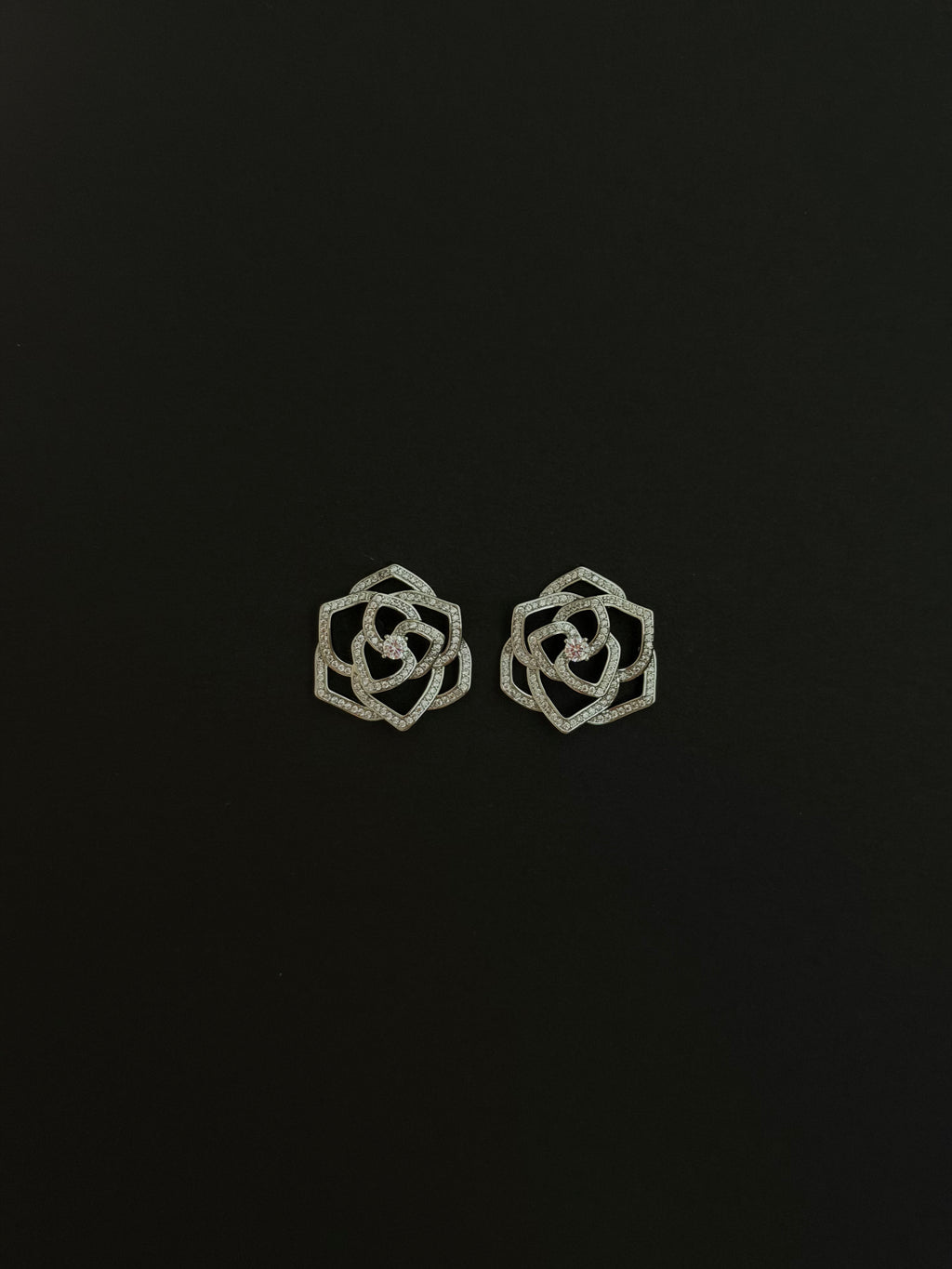 Bipo Earrings - White Gold