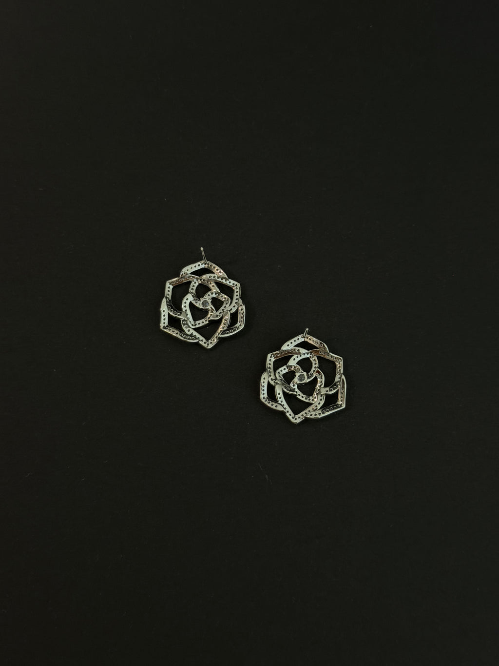 Bipo Earrings - White Gold