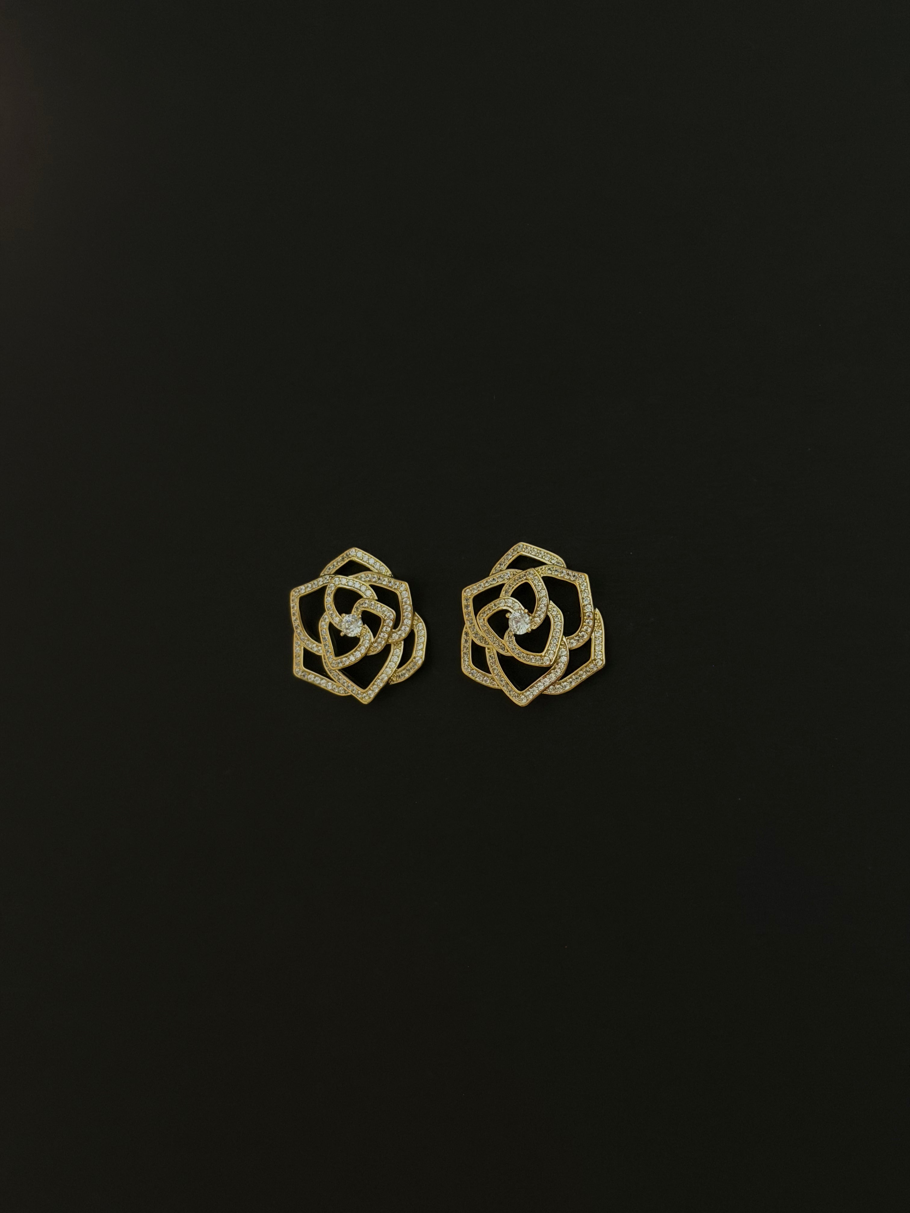 Bipo Earrings - Gold