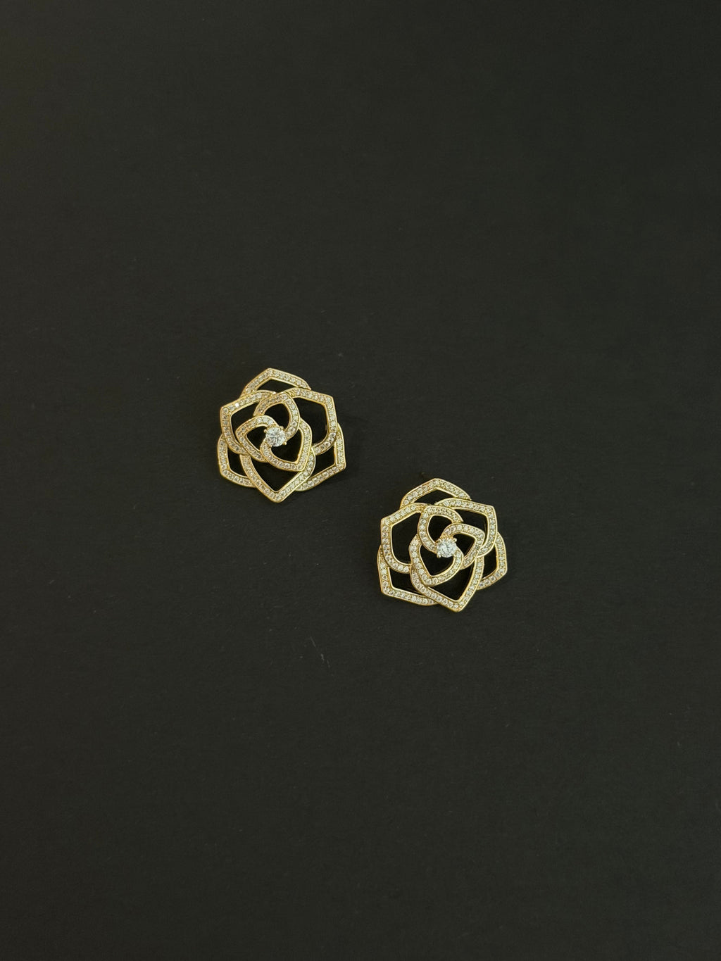 Bipo Earrings - Gold