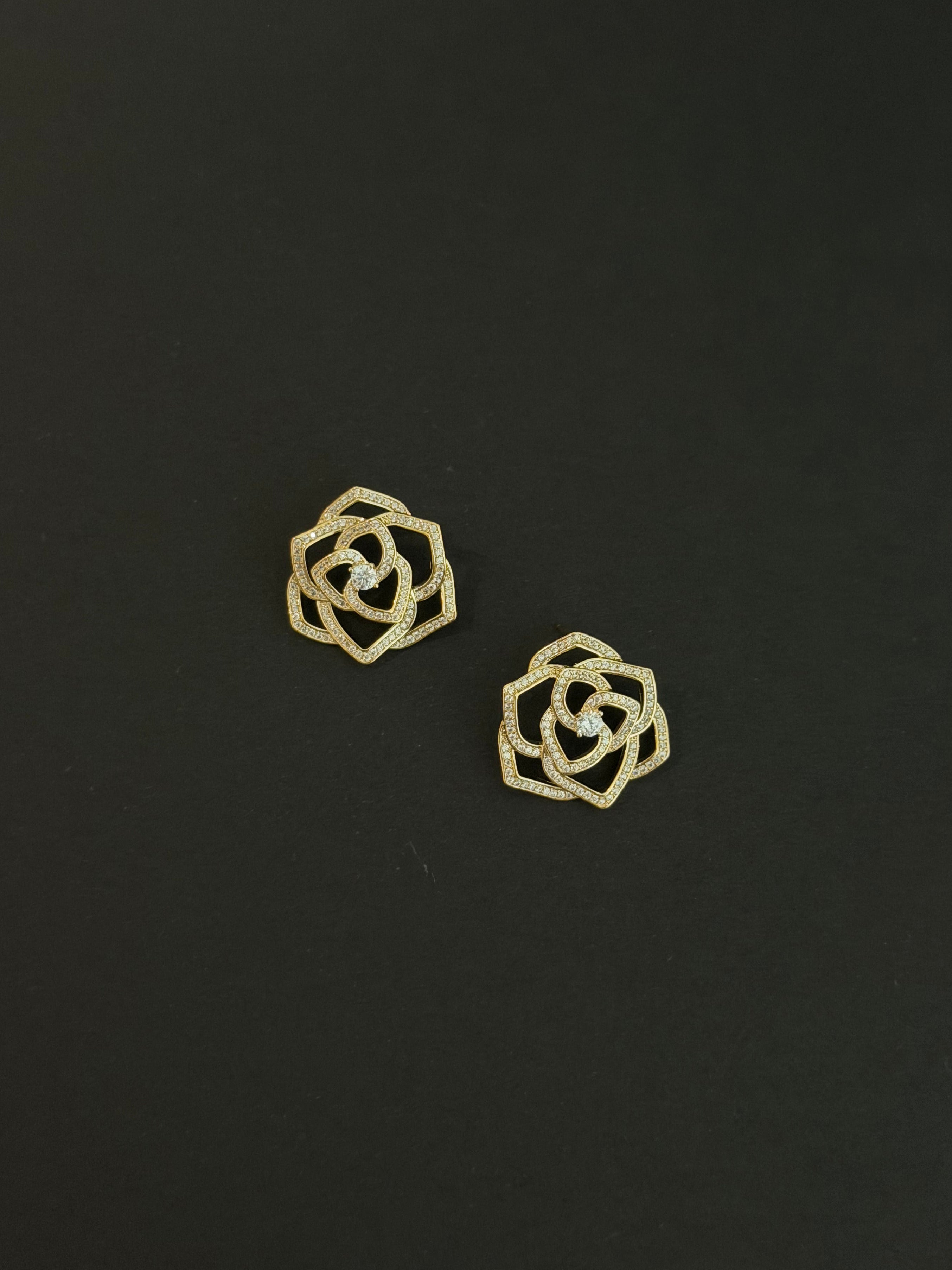 Bipo Earrings - Gold